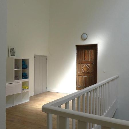 Le Ciel Par-Dessus Le Toit Bed & Breakfast Салава Екстериор снимка
