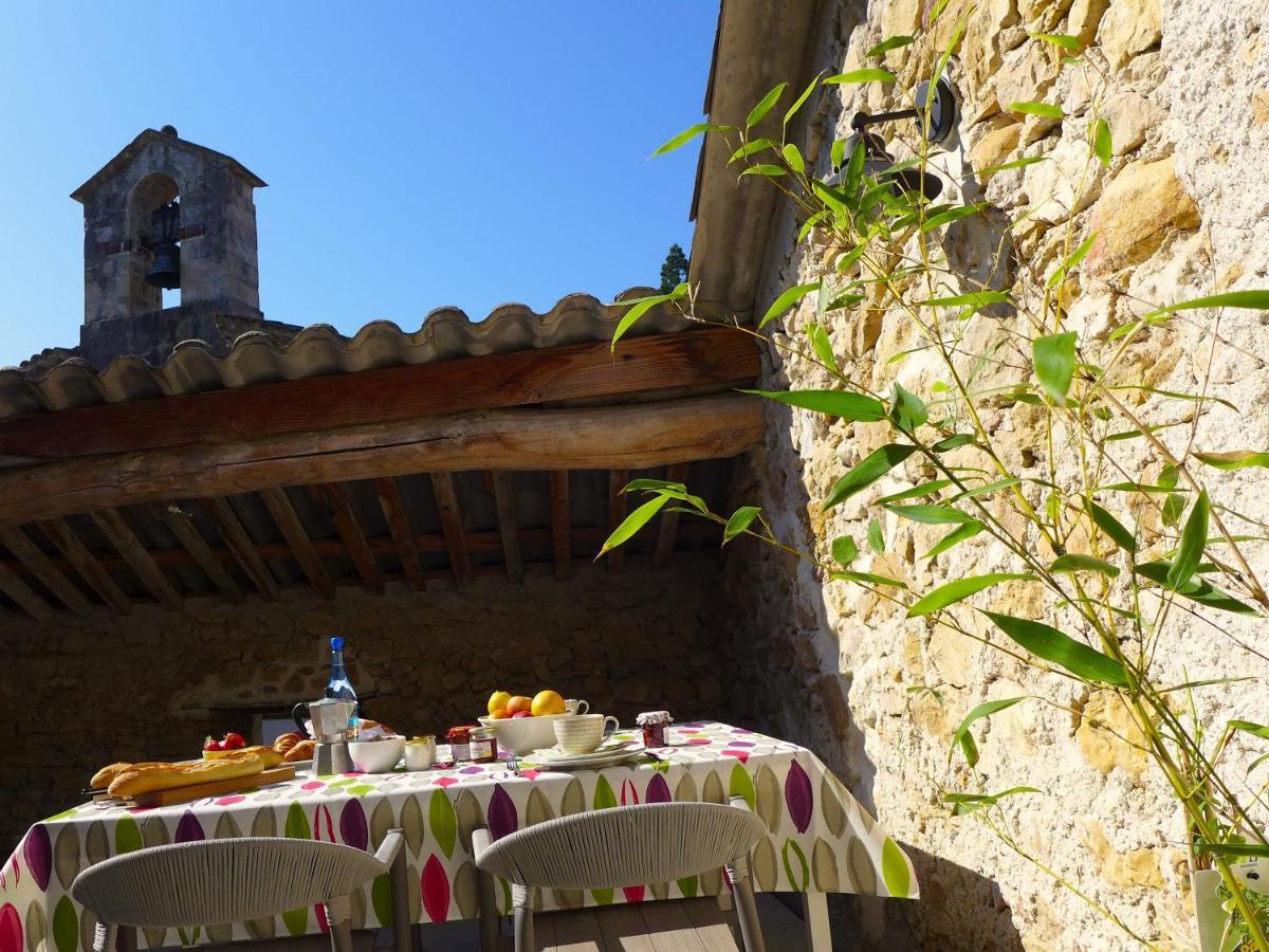 Le Ciel Par-Dessus Le Toit Bed & Breakfast Салава Екстериор снимка