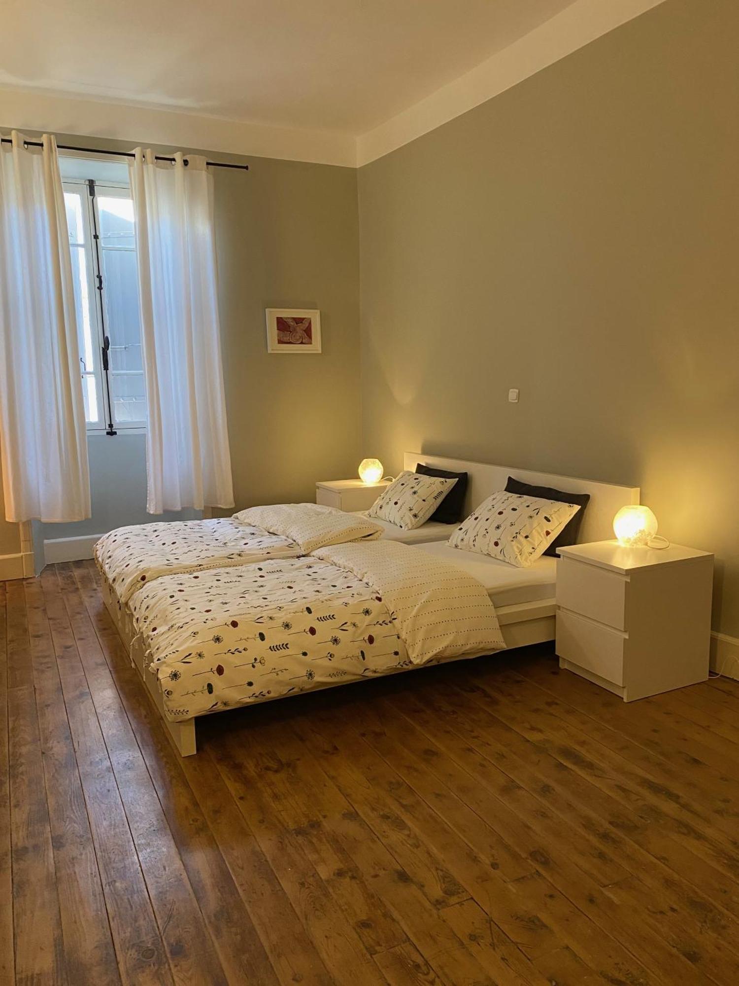 Le Ciel Par-Dessus Le Toit Bed & Breakfast Салава Екстериор снимка